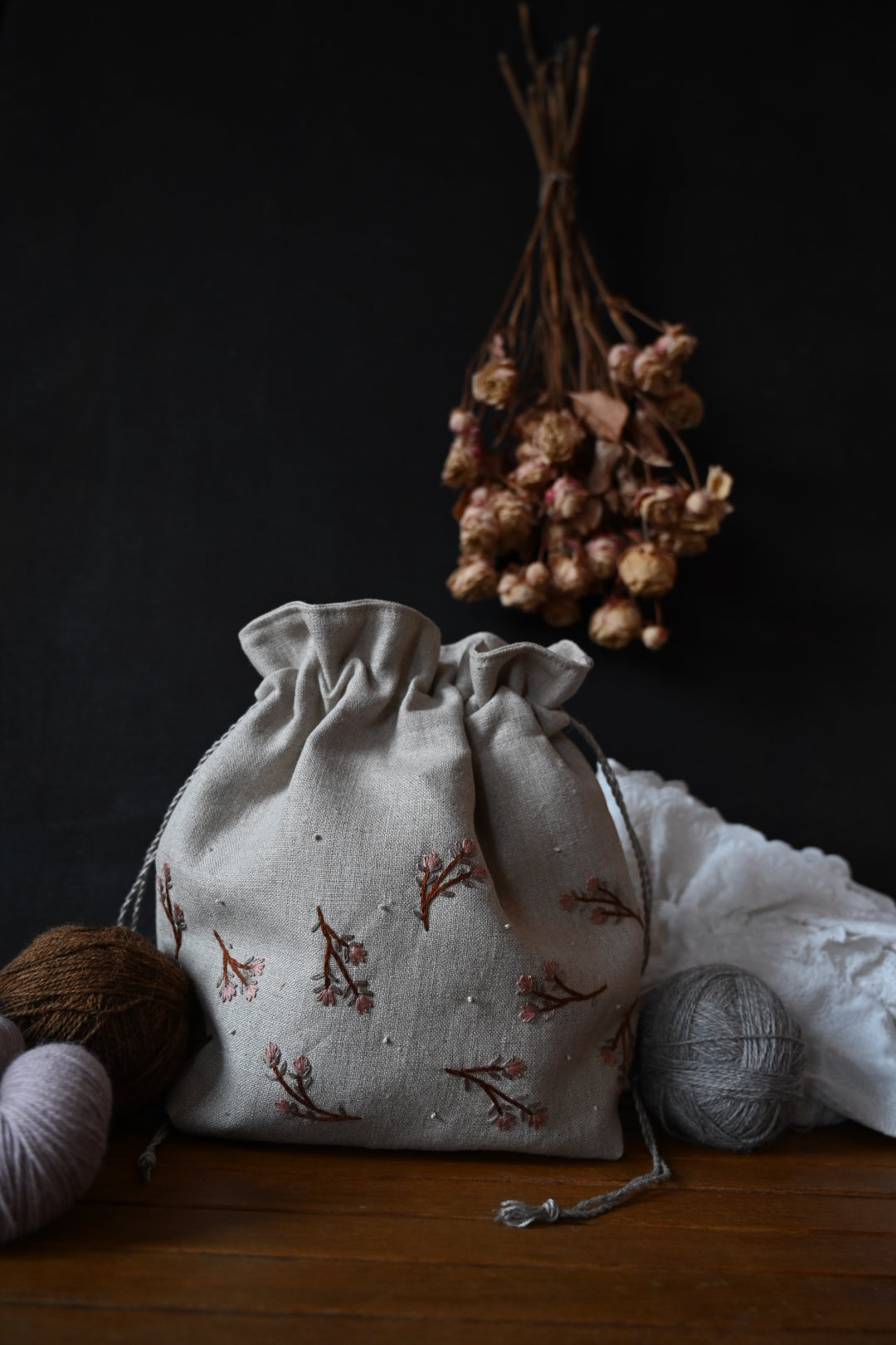 Gentleness festive pouch